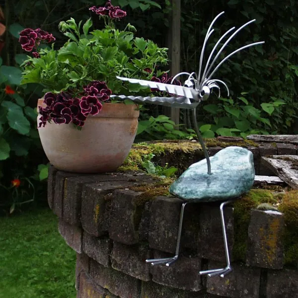 THERESA SITZEND - Theresa - sitting stone bird, natural stone, weatherproof, stainless steel