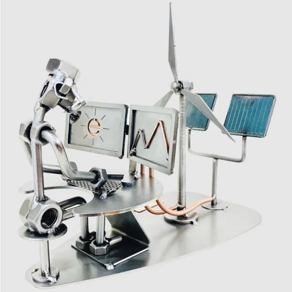 629 - Hinz und Kunst - Figure "Energy Engineer