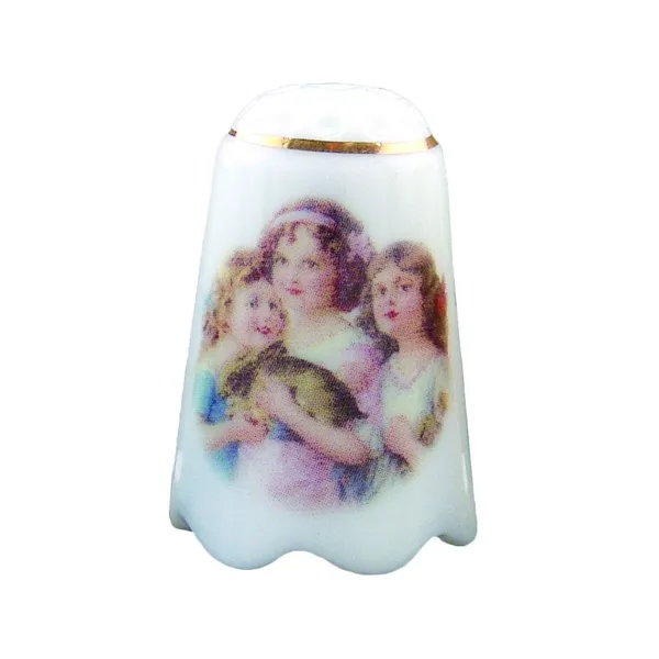 M.W. Reutter - Thimble Nostalgic Girls