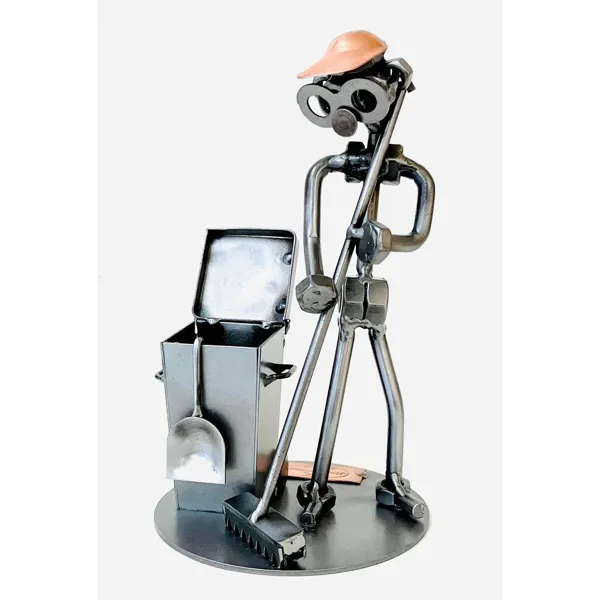 643 - Figure - Caretaker