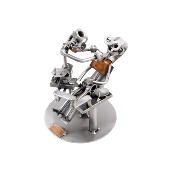 240 - Figure "Dentist"