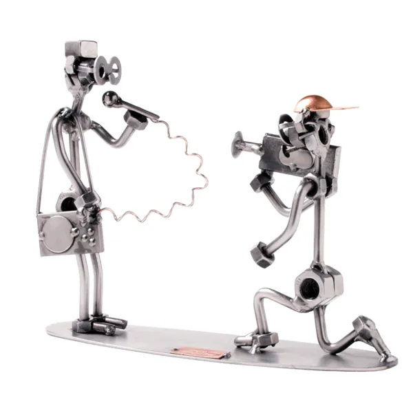 258 - Figure "Reporter"