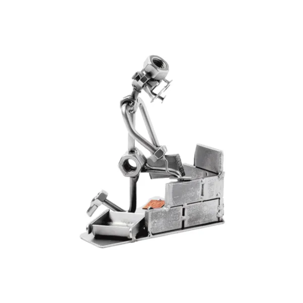 222 - Figure "Bricklayer"