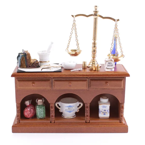 001.861/7 - Apothecary Table, miniature