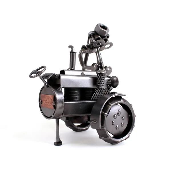 079 - Figurine "Tractor mechanic"