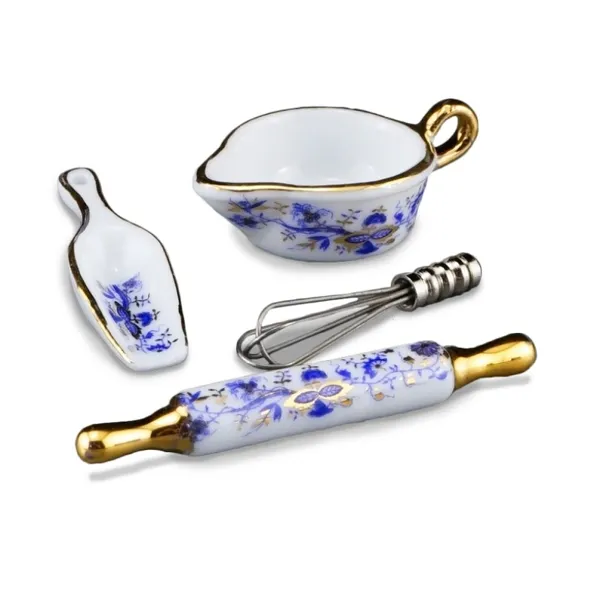 001.330/5 - Baking a Cake "Blue Onion", miniature