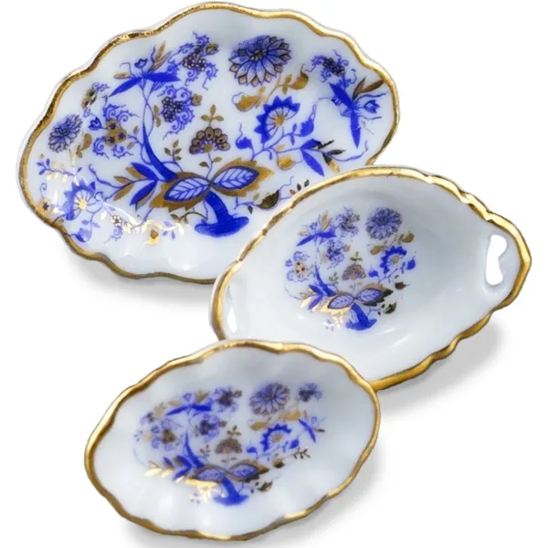 001.448/5 - M.W. Reutter - Oval Plates "Blue Onion"